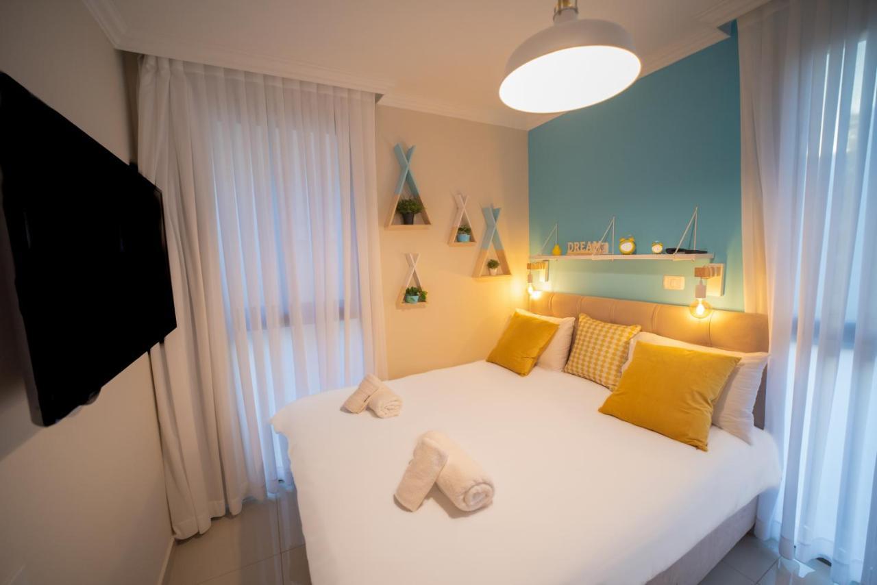 Yalarent Migdalor Boutique Apartments With Sea Views Тиверіада Екстер'єр фото