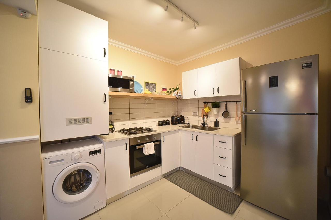 Yalarent Migdalor Boutique Apartments With Sea Views Тиверіада Екстер'єр фото