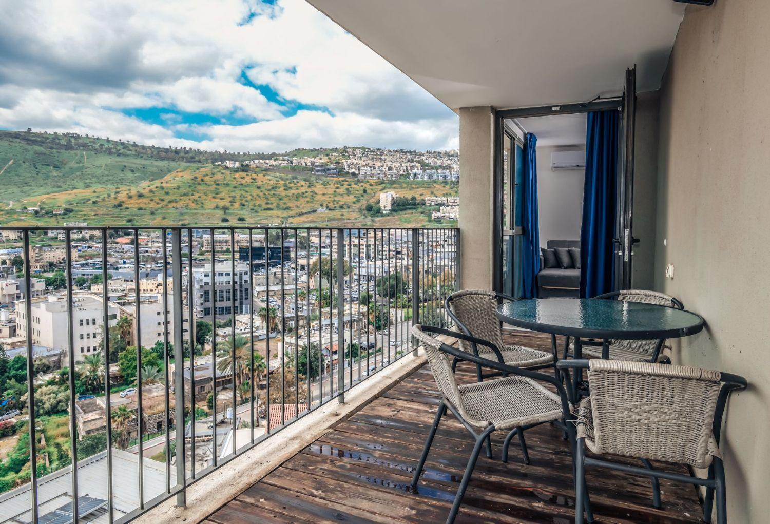 Yalarent Migdalor Boutique Apartments With Sea Views Тиверіада Екстер'єр фото